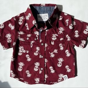 🍍😎 Pineapple with sunglasses button up